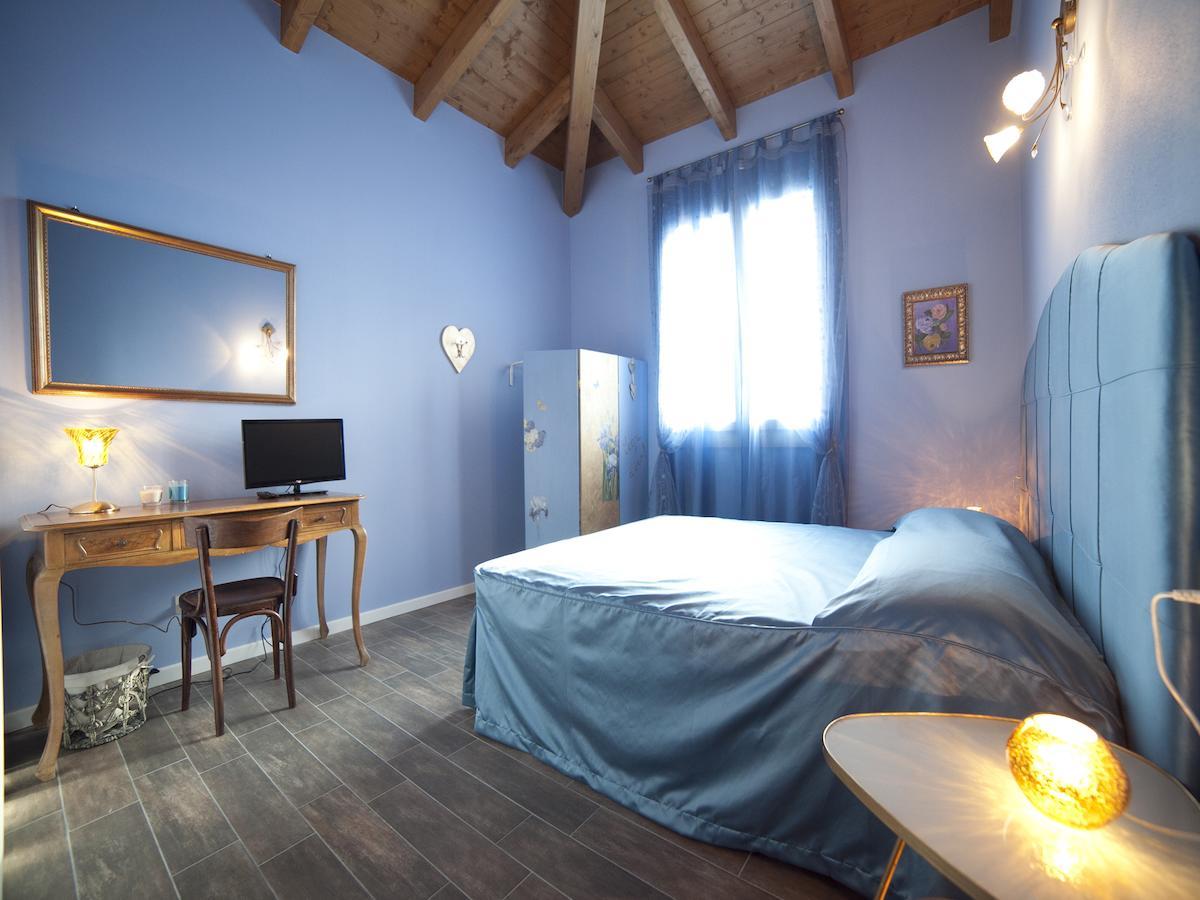Agriturismo Fondo Gesu Sala Bolognese Habitación foto